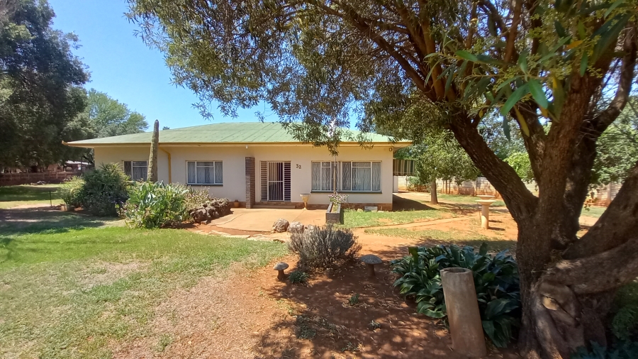 3 Bedroom Property for Sale in Hartswater Northern Cape
